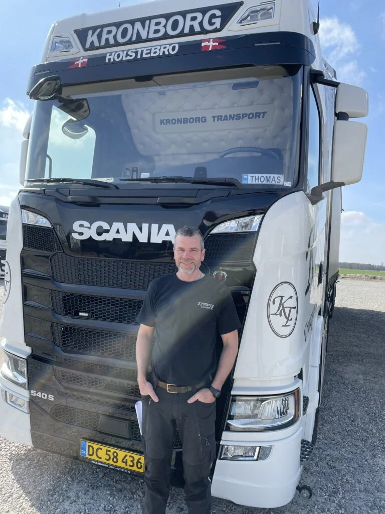 Mand foran Kronborg lastbil